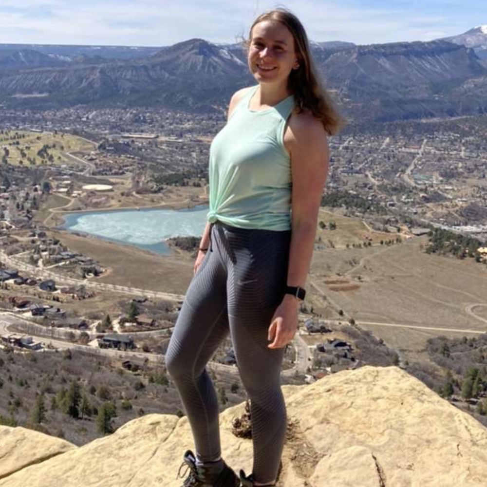 Meet your Posher, Becky